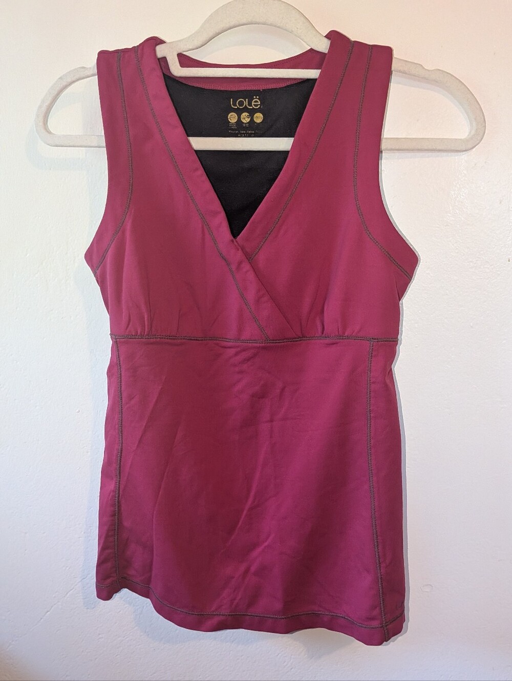 Lole Magenta Sleeveless V-Neck Active Tank
